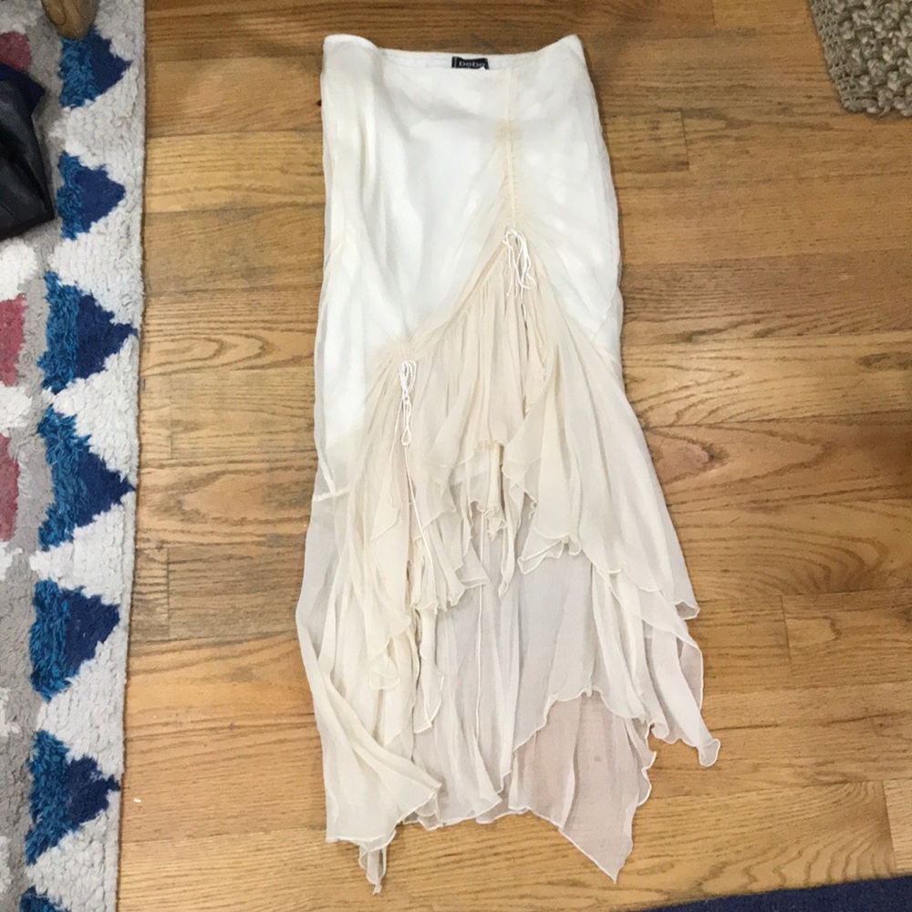 Bebe ruched skirt